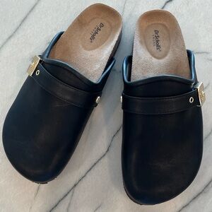 Dr. Scholl's Black Cork Sole Clogs